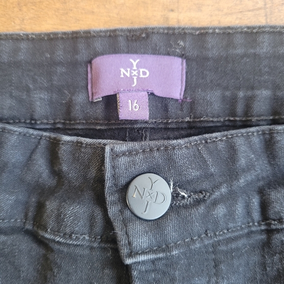 NYDJ Jeans Women's sz 16 Black Denim Bootcut Jean - Picture 4 of 11